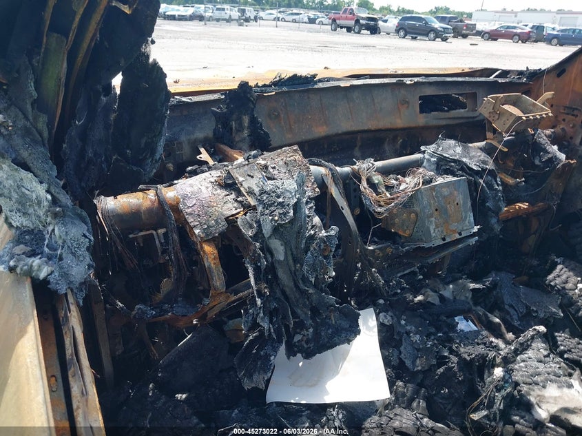 2020 Toyota Tundra VIN 5TFDY5F10LX948689 IAAI salvage auction — TOTAL BURN, Salvage Title, sold $425 on 2026-07-14 (photo 7)