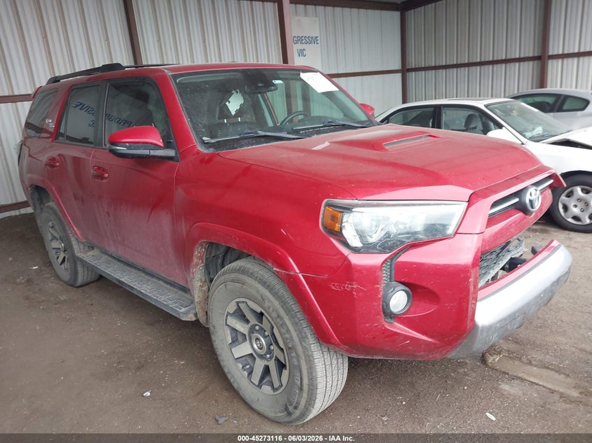 2020 Toyota 4runner VIN JTEBU5JR4L5816896 IAAI salvage auction — LEFT FRONT, Salvage Title, sold $10,900 on 2026-07-20 (photo 1)