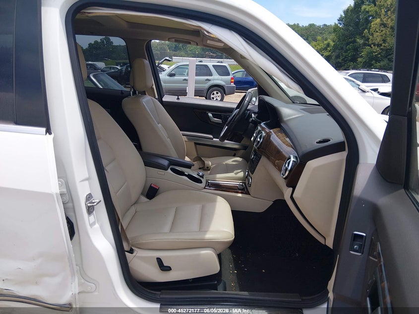 2013 Mercedes-benz Glk-klasse VIN WDCGG5HB1DG018740 IAAI salvage auction — RIGHT SIDE, Salvage Title, sold $3,200 on 2026-07-08 (photo 5)