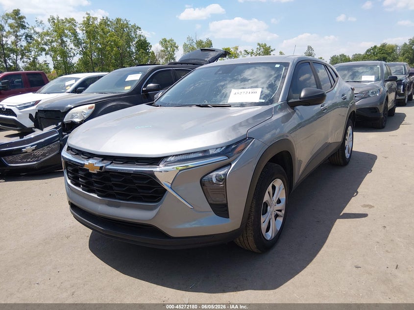 2025 Chevrolet Trax VIN KL77LFEP2SC095822 IAAI salvage auction — HAIL, Salvage (Ohio), sold $7,650 on 2026-07-14 (photo 2)