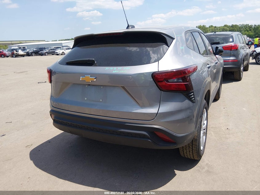 2025 Chevrolet Trax VIN KL77LFEP2SC095822 IAAI salvage auction — HAIL, Salvage (Ohio), sold $7,650 on 2026-07-14 (photo 4)
