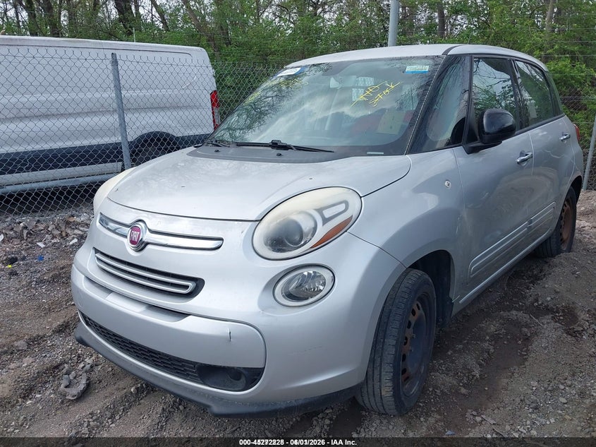 2015 Fiat 500l VIN ZFBCFAAH7FZ033042 IAAI salvage auction — FRONT END, Clear (Indiana), sold $525 on 2026-07-15 (photo 2)