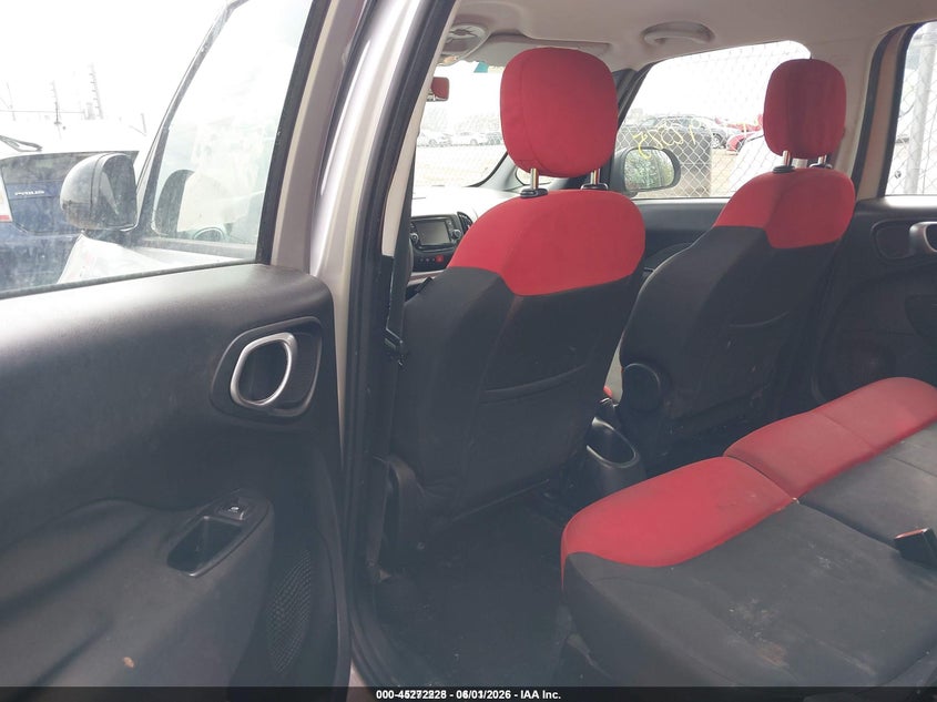 2015 Fiat 500l VIN ZFBCFAAH7FZ033042 IAAI salvage auction — FRONT END, Clear (Indiana), sold $525 on 2026-07-15 (photo 8)