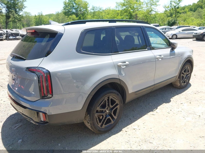 2024 Kia Telluride VIN 5XYP3DGCXRG519965 IAAI salvage auction — LEFT FRONT, Salvage (Pennsylvania), sold $11,600 on 2026-07-28 (photo 4)