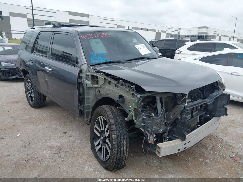 2019 Toyota 4runner VIN JTEBU5JRXK5669689 IAAI salvage auction — FRONT & REAR, Original (Texas), sold $9,400 on 2026-07-10 (photo 1)