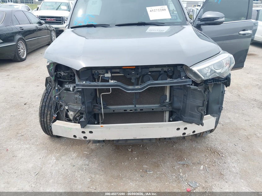 2019 Toyota 4runner VIN JTEBU5JRXK5669689 IAAI salvage auction — FRONT & REAR, Original (Texas), sold $9,400 on 2026-07-10 (photo 6)