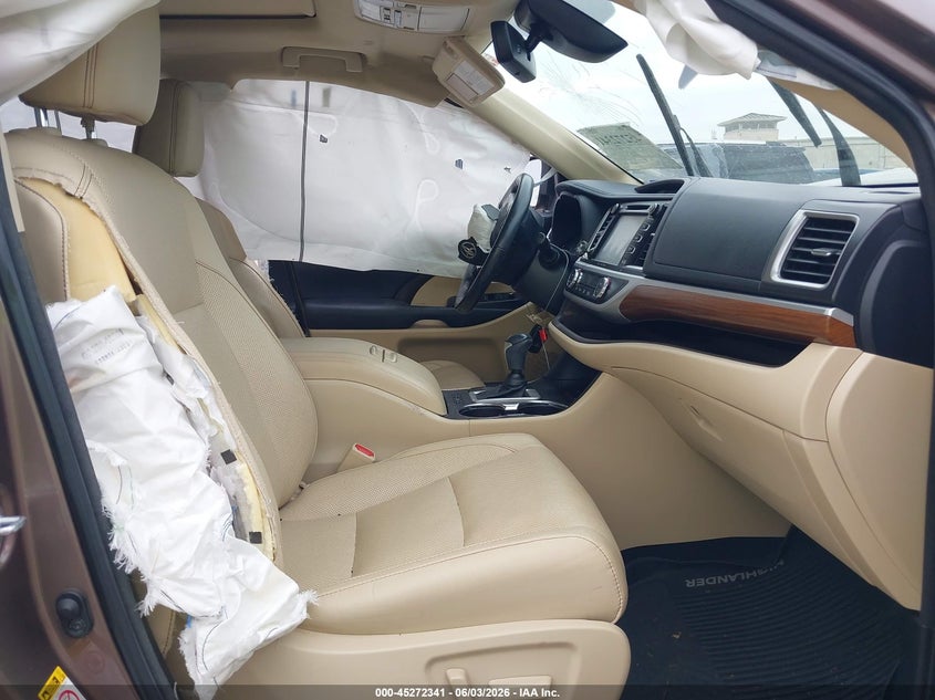 2018 Toyota Highlander VIN 5TDYZRFH0JS275232 IAAI salvage auction — FRONT END, Salvage Title, sold $8,250 on 2026-07-20 (photo 5)