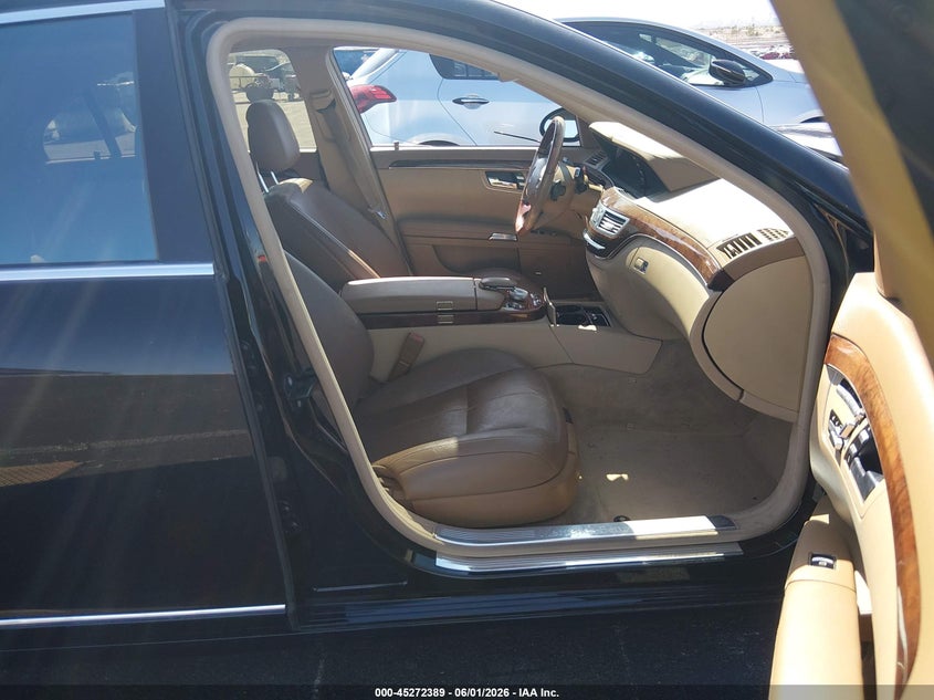 2009 Mercedes-benz S class VIN WDDNG71X69A281692 IAAI salvage auction — NORMAL WEAR, Clear (Nevada), sold $100 on 2026-07-24 (photo 5)