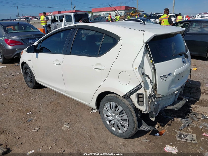 2014 Toyota Prius c VIN JTDKDTB31E1080304 IAAI salvage auction — REAR END, Salvage Title, sold $1,500 on 2026-07-16 (photo 3)