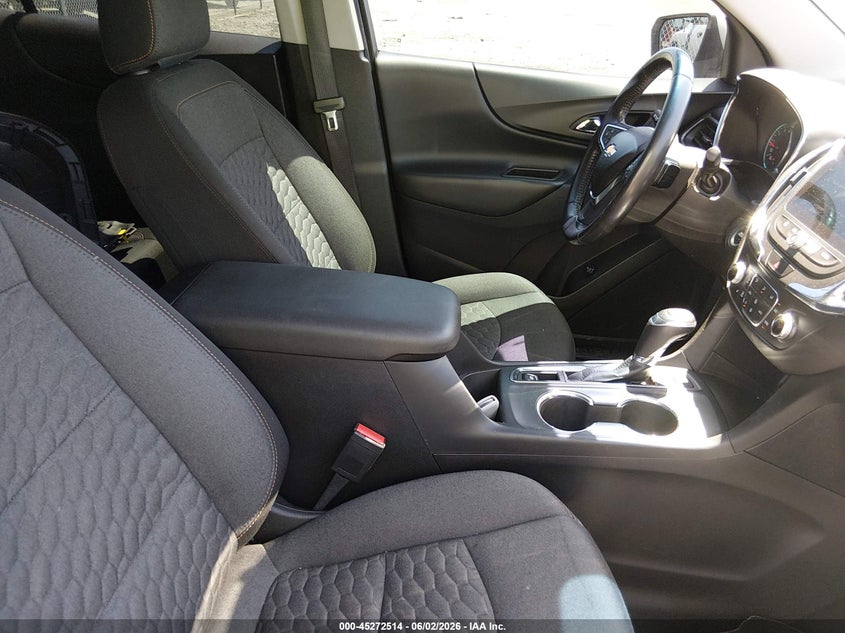2019 Chevrolet Equinox VIN 3GNAXLEXXKS558593 IAAI salvage auction — SIDE, Salvage - Greater Than 75% (Maryland), sold $1,150 on 2026-08-23 (photo 5)