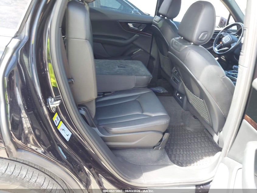 2019 Audi Q7 VIN WA1AAAF75KD047848 IAAI salvage auction — FRONT & REAR, Original (Texas), sold $9,350 on 2026-07-17 (photo 8)