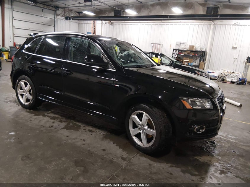 2012 Audi Q5 VIN WA1DKAFPXCA063959 IAAI salvage auction — LEFT FRONT, Salvage Title, sold $900 on 2026-07-07 (photo 1)
