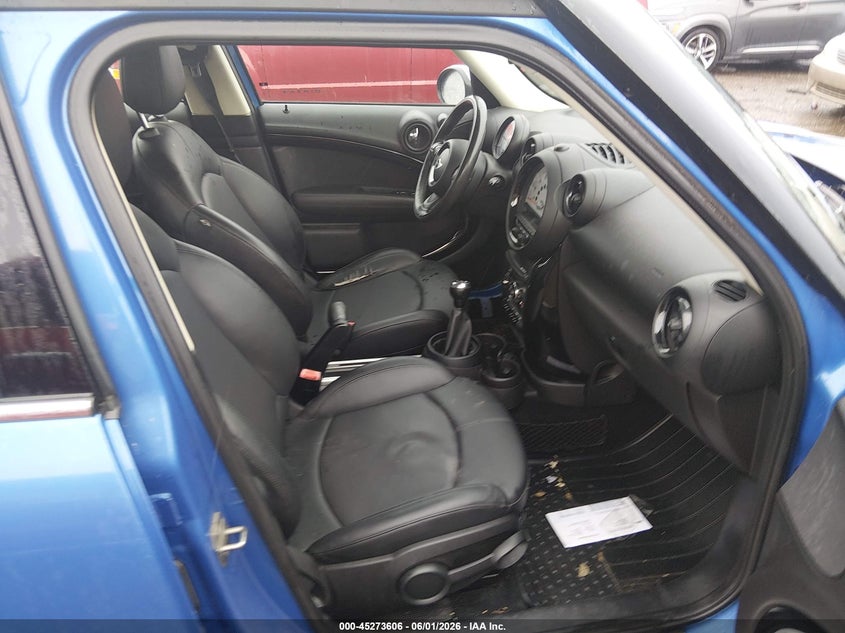 2013 Mini Countryman VIN WMWZC3C57DWM28350 IAAI salvage auction — NORMAL WEAR, Salvage (Texas), sold $325 on 2026-08-20 (photo 5)