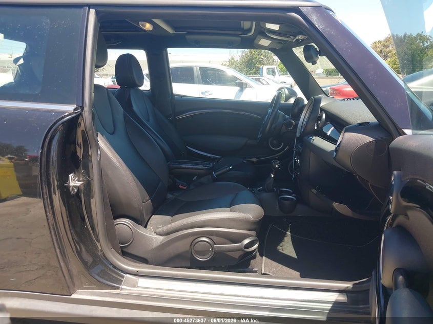 2012 Mini Cooper VIN WMWSU3C58CT539889 IAAI salvage auction — NORMAL WEAR, Salvage Title - Dealer (California), sold $375 on 2026-07-06 (photo 5)