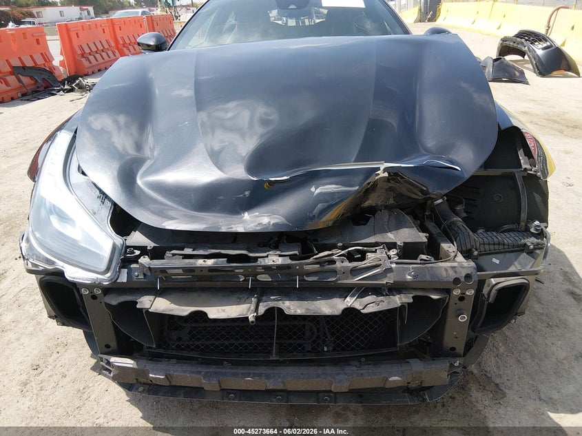 2020 Ferrari Gtc4lusso VIN ZFF82YNA2L0256482 IAAI salvage auction — REAR END, Salvage Title, sold $50,500 on 2026-09-02 (photo 6)