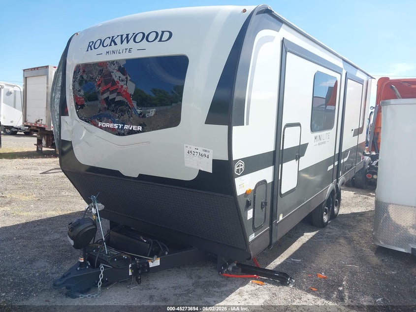 2026 Rockwood Other VIN 4X4TRLB24TZ201283 IAAI salvage auction — SIDE, Salvage (Utah), sold $6,600 on 2026-07-29 (photo 2)