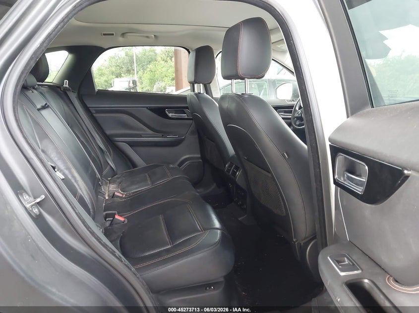 2017 Jaguar F-pace VIN SADCK2BN2HA099166 IAAI salvage auction — NORMAL WEAR, Salvage Title, sold $4,300 on 2026-09-11 (photo 8)