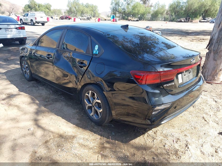2019 Kia Forte VIN 3KPF24AD8KE077805 IAAI salvage auction — SIDE, Salvage Title, sold $1,950 on 2026-07-23 (photo 3)