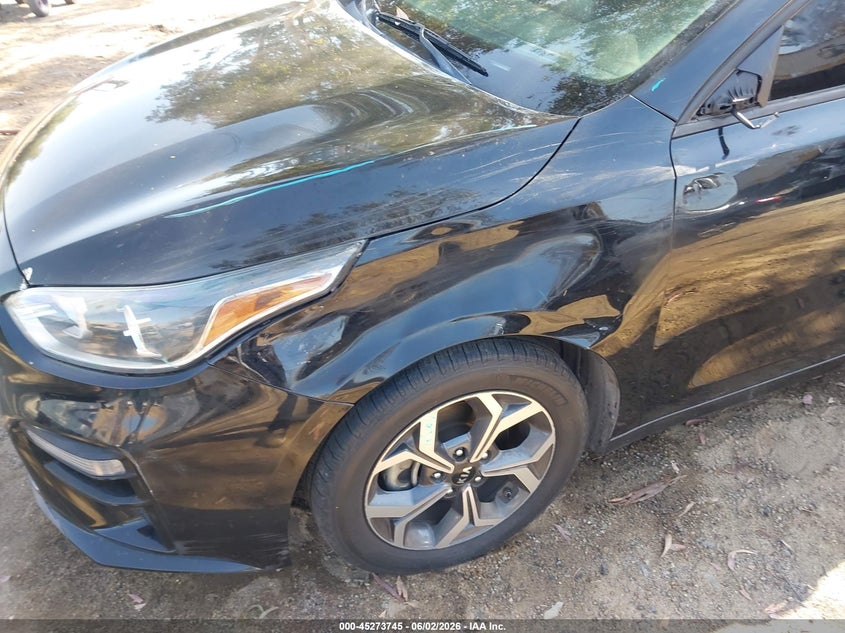 2019 Kia Forte VIN 3KPF24AD8KE077805 IAAI salvage auction — SIDE, Salvage Title, sold $1,950 on 2026-07-23 (photo 6)