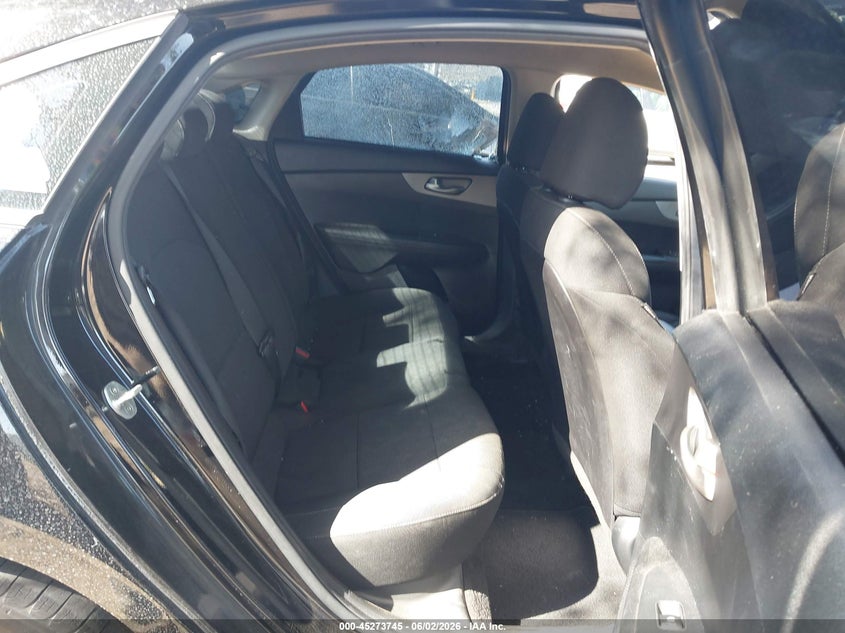 2019 Kia Forte VIN 3KPF24AD8KE077805 IAAI salvage auction — SIDE, Salvage Title, sold $1,950 on 2026-07-23 (photo 8)