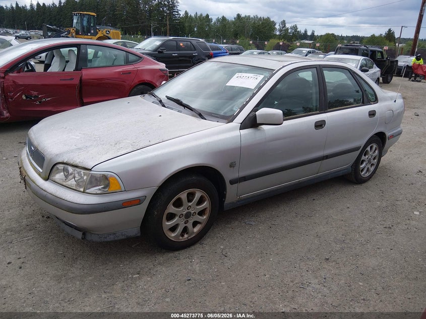 2000 Volvo S40 VIN YV1VS2557YF541341 IAAI salvage auction — MECHANICAL, Clear (Washington), sold $250 on 2026-07-08 (photo 2)