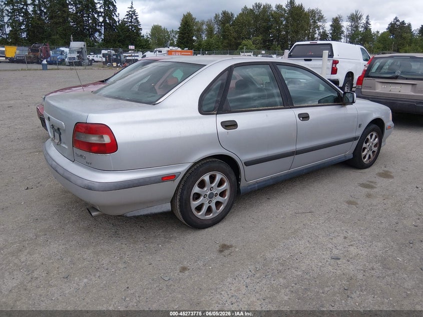2000 Volvo S40 VIN YV1VS2557YF541341 IAAI salvage auction — MECHANICAL, Clear (Washington), sold $250 on 2026-07-08 (photo 4)