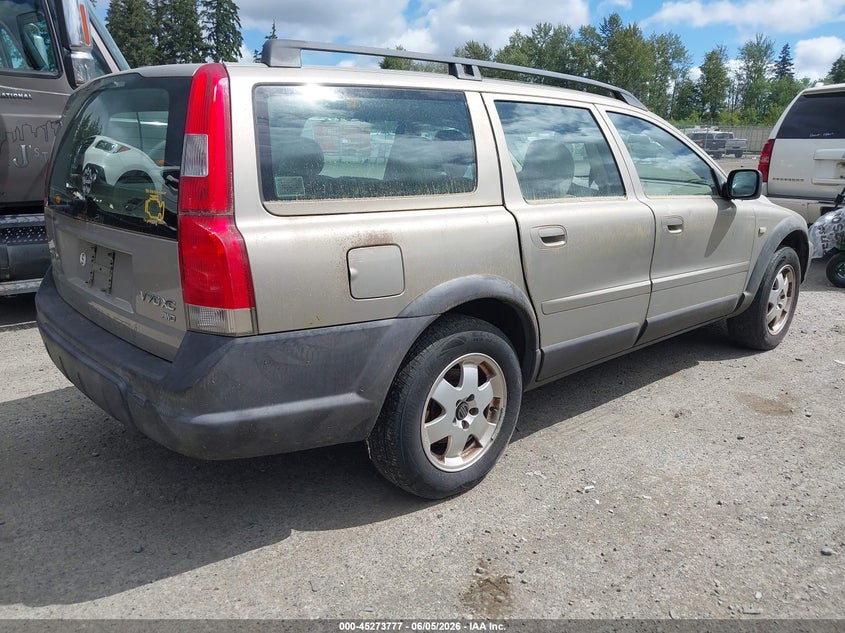 2001 Volvo V70 VIN YV1SZ58DX11008325 IAAI salvage auction — FRONT END, Clear (Washington), sold $300 on 2026-07-08 (photo 4)