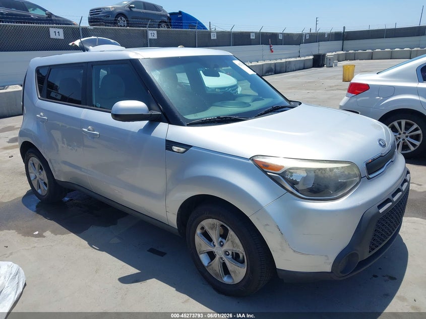 2014 Kia Soul VIN KNDJN2A24E7702211 IAAI salvage auction — NORMAL WEAR, Salvage Title, sold $725 on 2026-07-22 (photo 1)