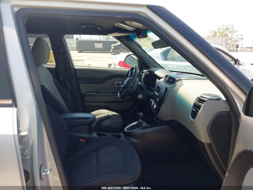 2014 Kia Soul VIN KNDJN2A24E7702211 IAAI salvage auction — NORMAL WEAR, Salvage Title, sold $725 on 2026-07-22 (photo 5)