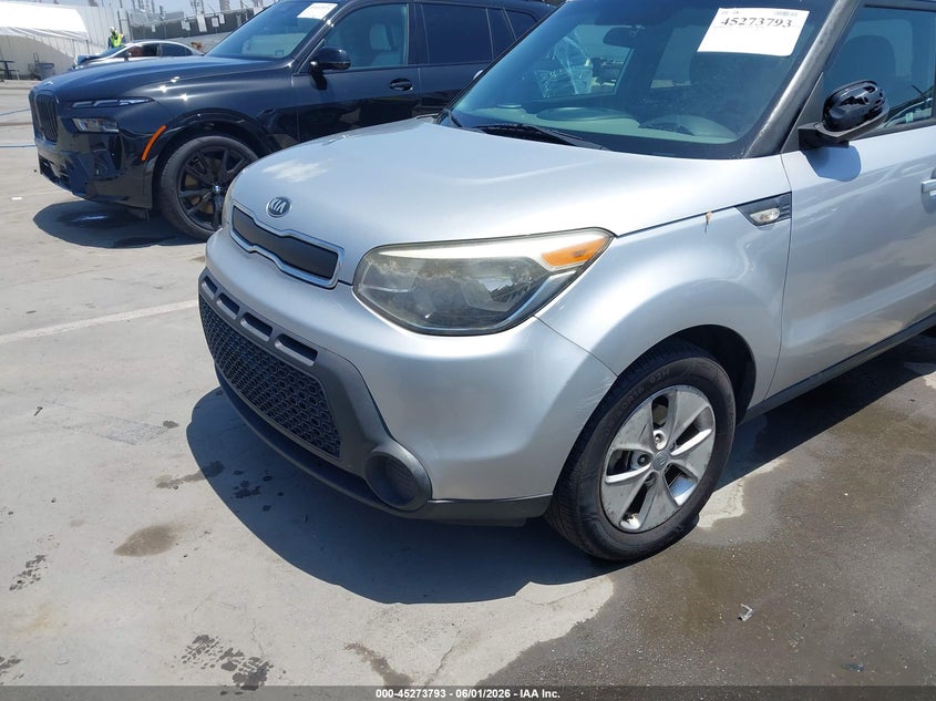 2014 Kia Soul VIN KNDJN2A24E7702211 IAAI salvage auction — NORMAL WEAR, Salvage Title, sold $725 on 2026-07-22 (photo 6)