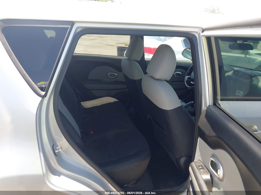 2014 Kia Soul VIN KNDJN2A24E7702211 IAAI salvage auction — NORMAL WEAR, Salvage Title, sold $725 on 2026-07-22 (photo 8)