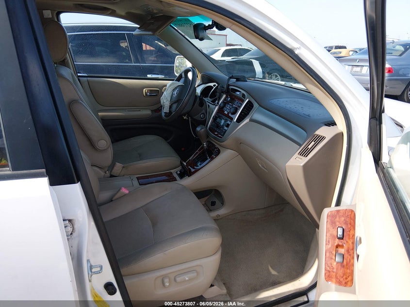 2005 Toyota Highlander VIN JTEDP21A050053431 IAAI salvage auction — RIGHT FRONT, Salvage (California), sold $825 on 2026-07-09 (photo 5)