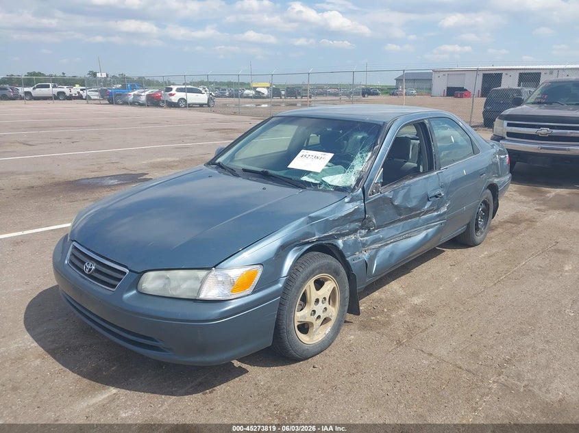 2001 Toyota Camry VIN JT2BG22K410598487 IAAI salvage auction — SIDE, Regular (South Dakota), sold $400 on 2026-07-14 (photo 2)