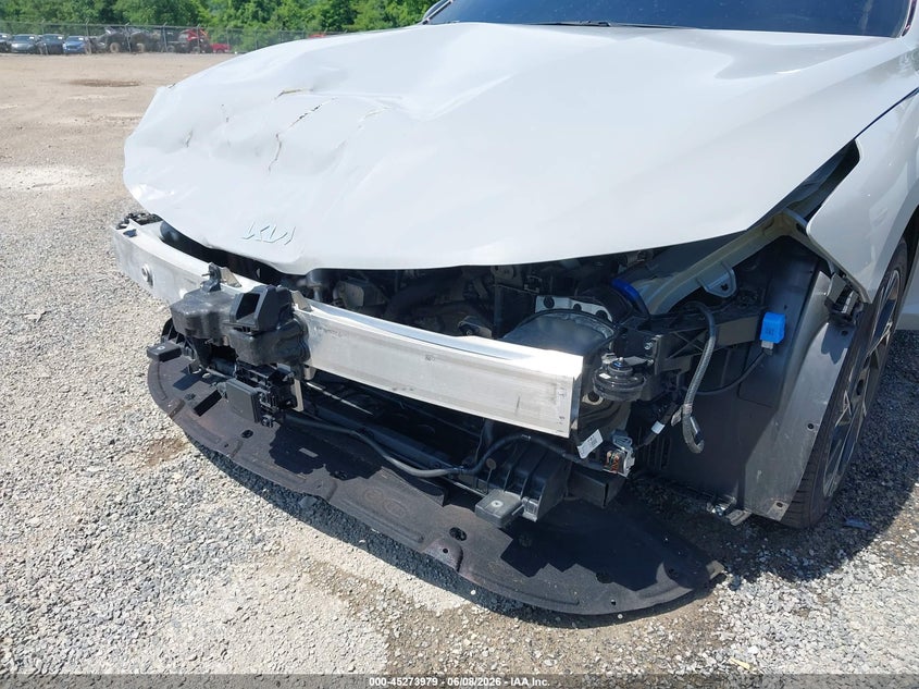 2025 Kia K5 VIN KNAG64J71S5328157 IAAI salvage auction — FRONT END, Salvage Title, sold $10,200 on 2026-07-20 (photo 6)