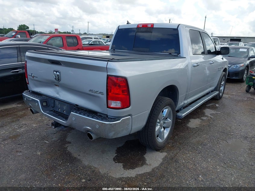 2017 Ram 1500 VIN 1C6RR7LT0HS865084 IAAI salvage auction — NORMAL WEAR, Salvage Title, sold $3,550 on 2026-07-29 (photo 4)