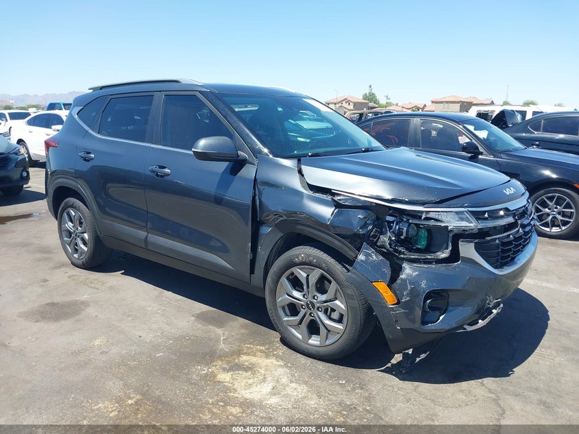 2024 Kia Seltos VIN KNDEUCAA9R7496889 IAAI salvage auction — RIGHT FRONT, Salvage Title, sold $7,700 on 2026-07-13 (photo 6)