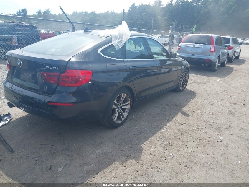 2018 BMW 3er VIN WBA8Z9C5XJG827689 IAAI salvage auction — ROOF, Salvage Title, sold $4,250 on 2026-07-17 (photo 4)