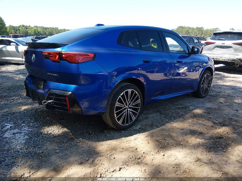 2025 BMW X2 VIN WBX63GM03S5067916 IAAI salvage auction — LEFT FRONT, Salvage Title, sold $19,550 on 2026-09-08 (photo 4)
