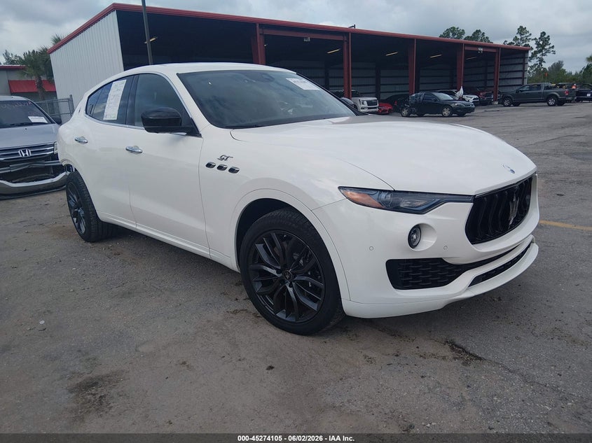 2024 Maserati Levante VIN ZN661XUM5RX444443 IAAI salvage auction — LEFT & RIGHT, Salvage Title, sold $24,000 on 2026-07-06 (photo 1)