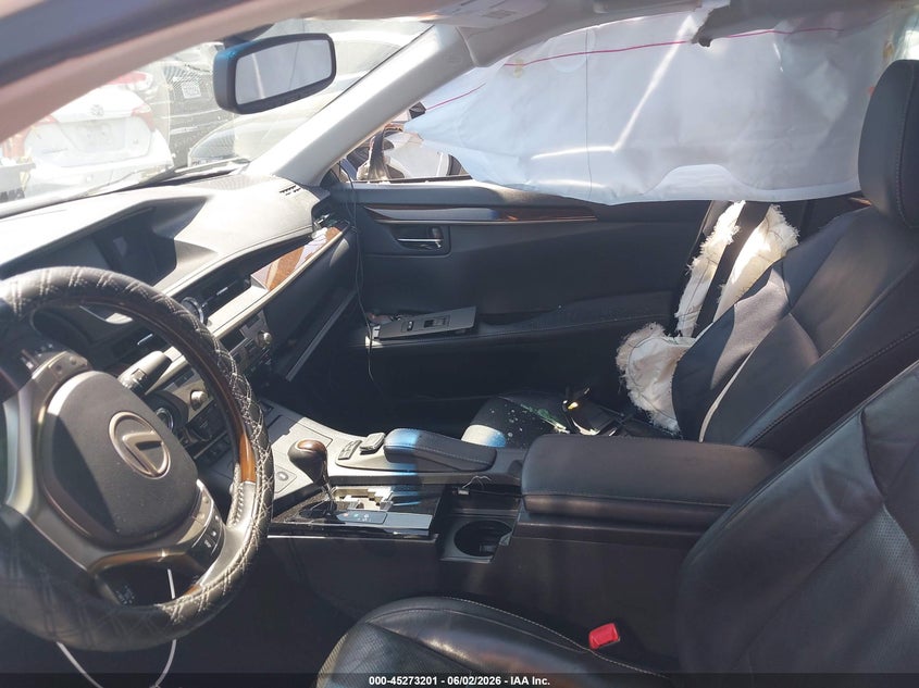 2015 Lexus ES VIN JTHBK1GG9F2174625 IAAI salvage auction — RIGHT SIDE, Salvage Title, sold $3,050 on 2026-07-08 (photo 5)