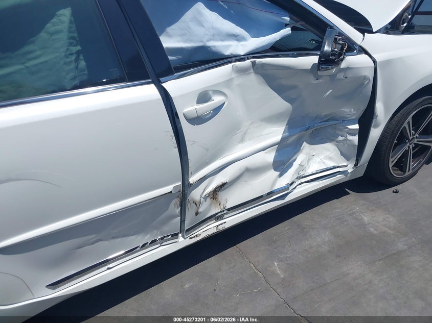 2015 Lexus ES VIN JTHBK1GG9F2174625 IAAI salvage auction — RIGHT SIDE, Salvage Title, sold $3,050 on 2026-07-08 (photo 6)