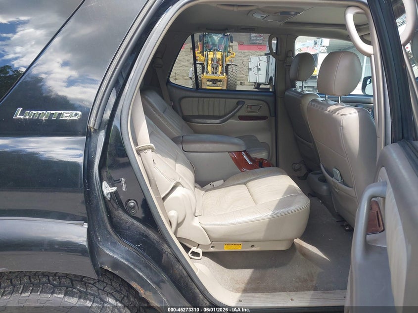 2005 Toyota Sequoia VIN 5TDBT48A65S251095 IAAI salvage auction — NORMAL WEAR, Original (Maine), sold $850 on 2026-07-13 (photo 8)