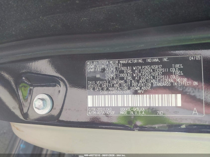 2005 Toyota Sequoia VIN 5TDBT48A65S251095 IAAI salvage auction — NORMAL WEAR, Original (Maine), sold $850 on 2026-07-13 (photo 9)