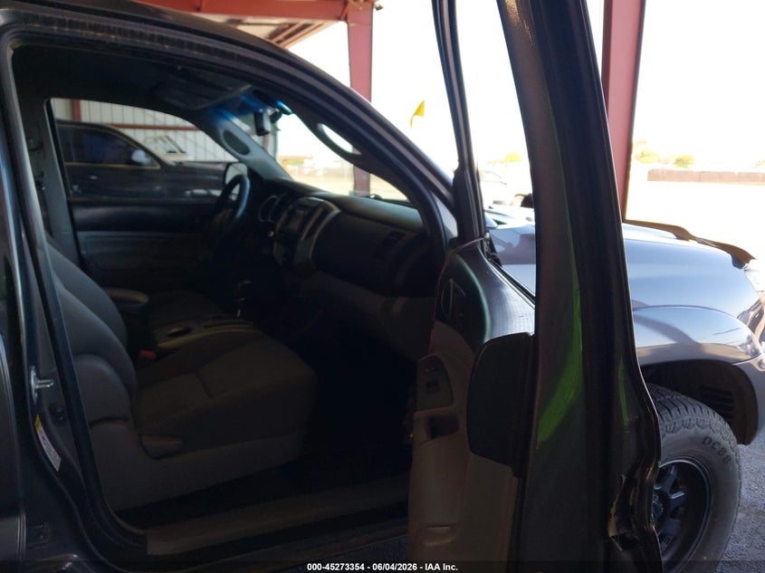 2013 Toyota Tacoma VIN 5TFJX4GN7DX019649 IAAI salvage auction — SIDE, Salvage Title, sold $5,000 on 2026-07-23 (photo 5)