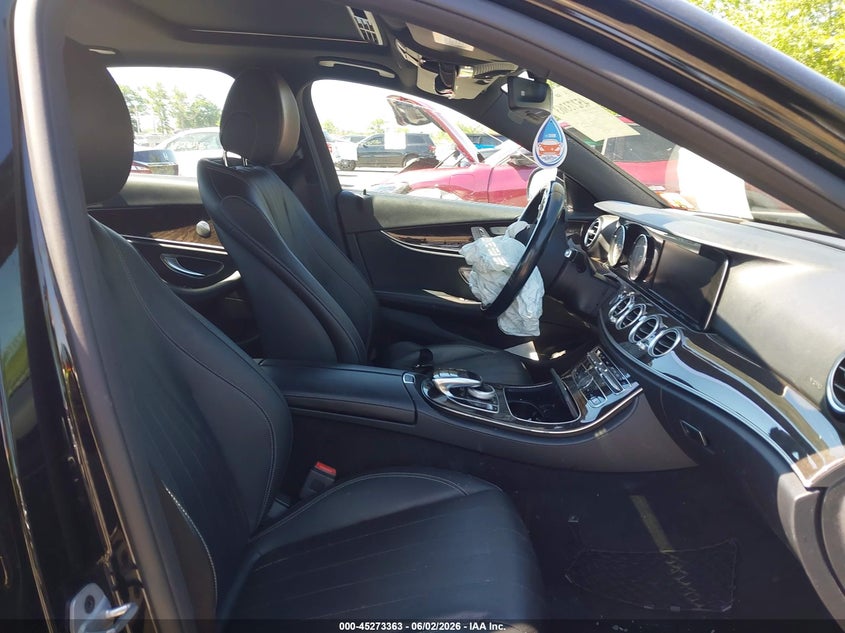 2019 Mercedes-benz E-klasse VIN WDDZF4KB4KA506638 IAAI salvage auction — FRONT END, Salvage Title, sold $5,775 on 2026-07-20 (photo 5)
