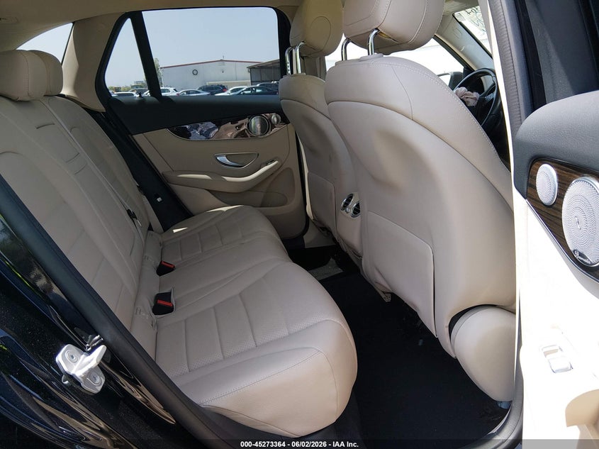 2016 Mercedes-benz Glc VIN WDC0G4JBXGF007137 IAAI salvage auction — FRONT END, Salvage Title, sold $2,125 on 2026-07-27 (photo 8)
