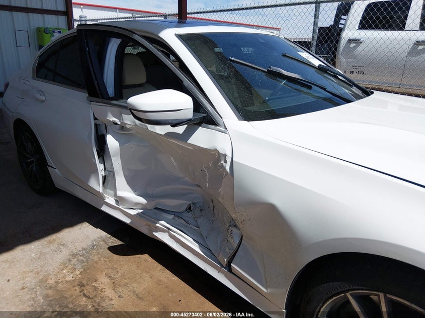 2019 BMW 3er VIN WBA5R1C59KAK12740 IAAI salvage auction — RIGHT SIDE, Original (Texas), sold $6,100 on 2026-08-20 (photo 6)