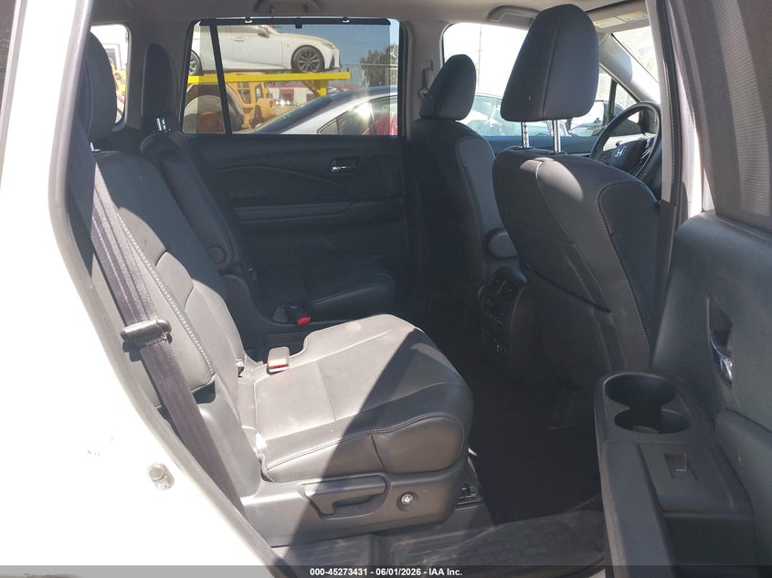 2022 Honda Pilot VIN 5FNYF5H67NB023985 IAAI salvage auction — FRONT END, Salvage Title, sold $10,200 on 2026-07-29 (photo 8)