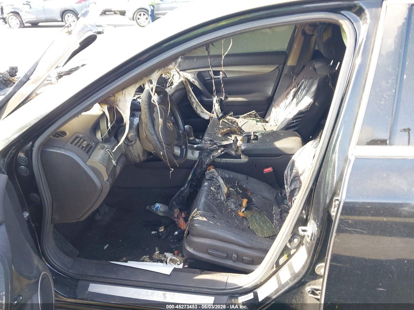 2011 Acura Tl VIN 19UUA8F22BA008508 IAAI salvage auction — ENGINE BURN, Non-Repairable Certificate (California), sold $25 on 2026-07-09 (photo 5)