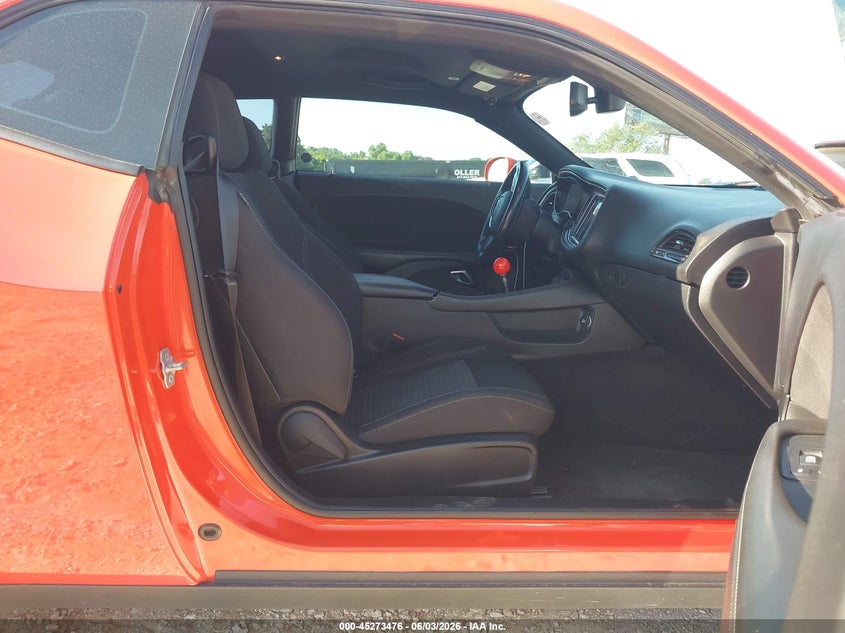 2018 Dodge Challenger VIN 2C3CDZBT5JH161135 IAAI salvage auction — HAIL, Salvage Title, sold $9,200 on 2026-07-30 (photo 5)